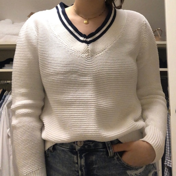 a new day Sweaters - V-Neck Sweater with Navy Stripe